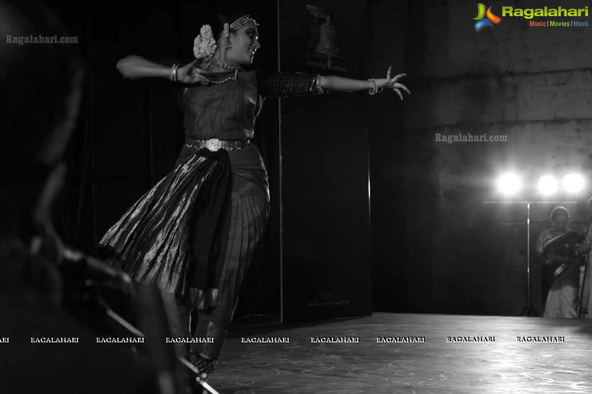 Gudi Sambaralu 2017 - Odissi Ballet by Ratikanth Mohapatra, Bharat Natyam by Kiranmayee