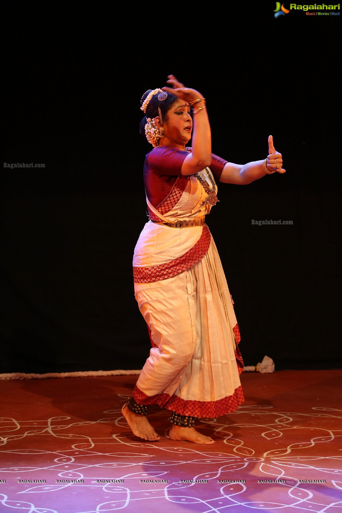 Gudi Sambaralu 2017 - Dance Performance by Padmashri Dr. Ananda Shankar Jayant 