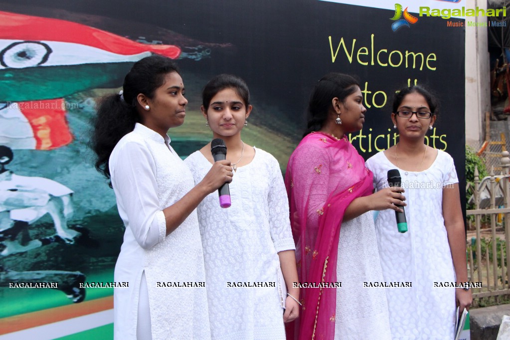 Heritage 5K Walk at Charminar - Organised by The Hans India & HMTV