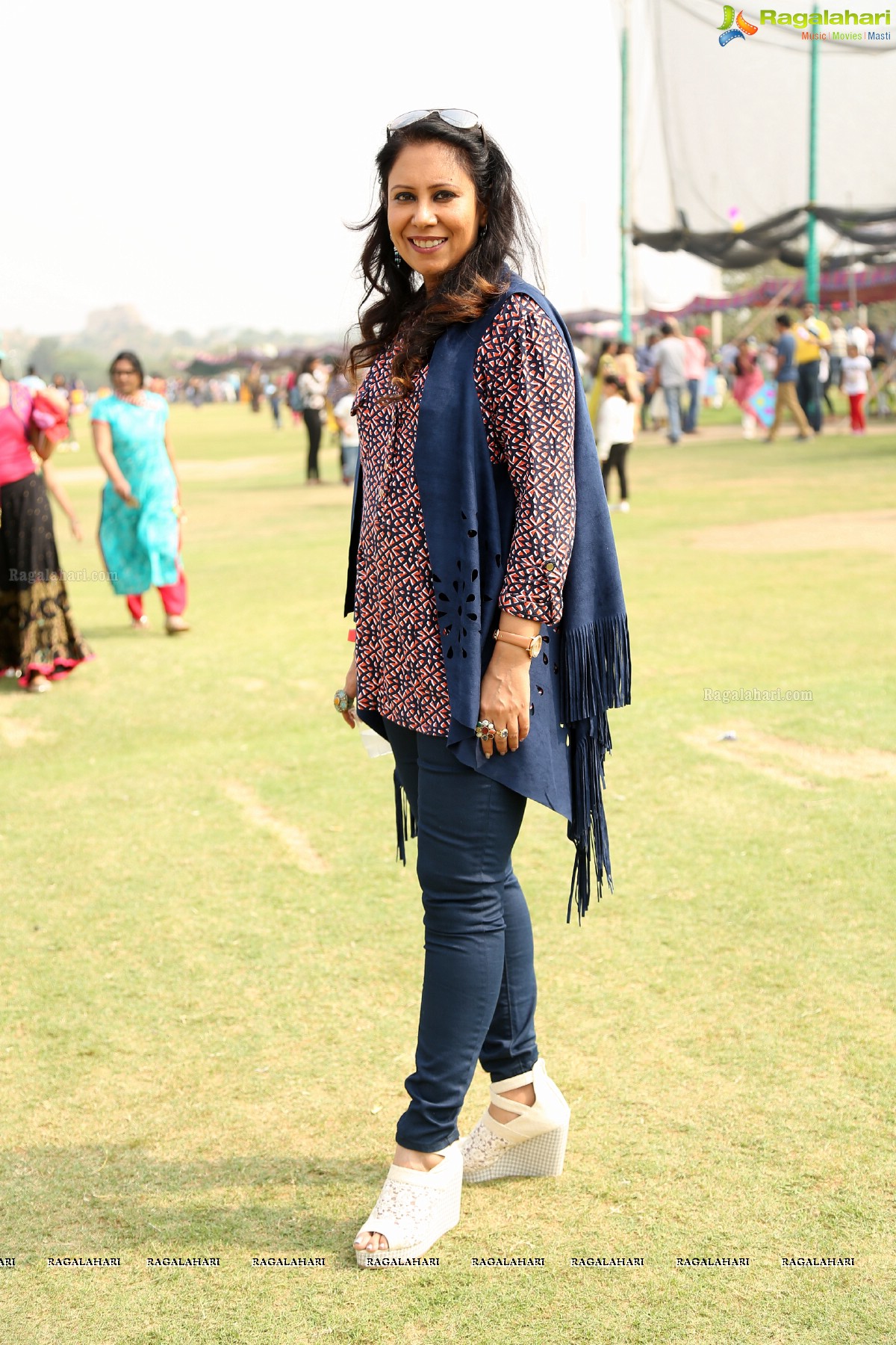 Hyderabad Kite Fest 2017 at Golf Course Road