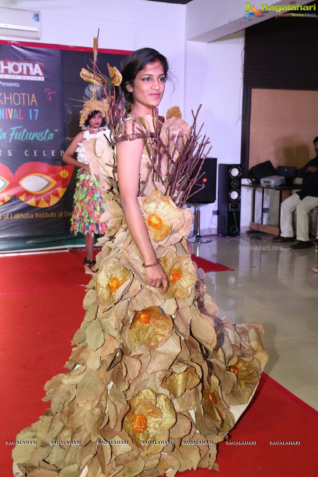 La Moda Futurista - Lakhotia Carnival 2017 Fashion Show at Lakhotia Institute, Banjara Hills, Hyderabad