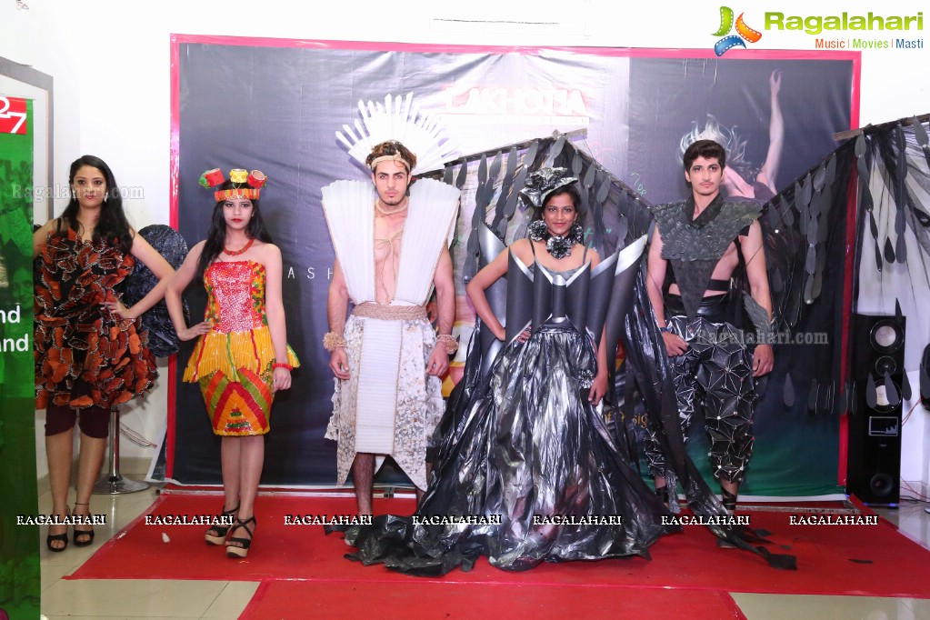 La Moda Futurista - Lakhotia Carnival 2017 Fashion Show at Lakhotia Institute, Banjara Hills, Hyderabad