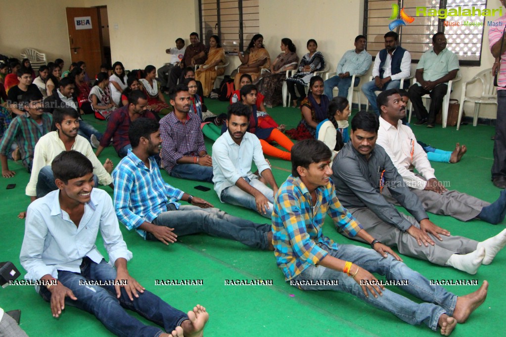 Yoga Guru Mansi Gulati's Yoga Program 'Self Transofrmation with Yoga' at Nizam College, Hyderabad