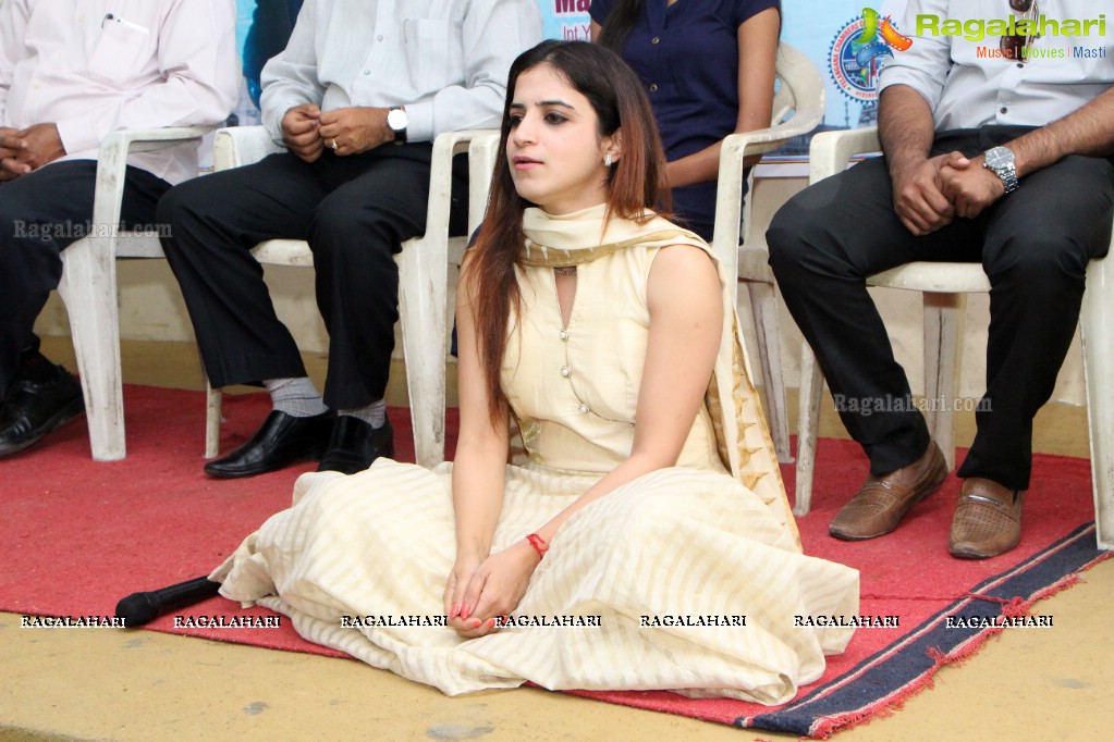 Yoga Guru Mansi Gulati's Yoga Program 'Self Transofrmation with Yoga' at Nizam College, Hyderabad