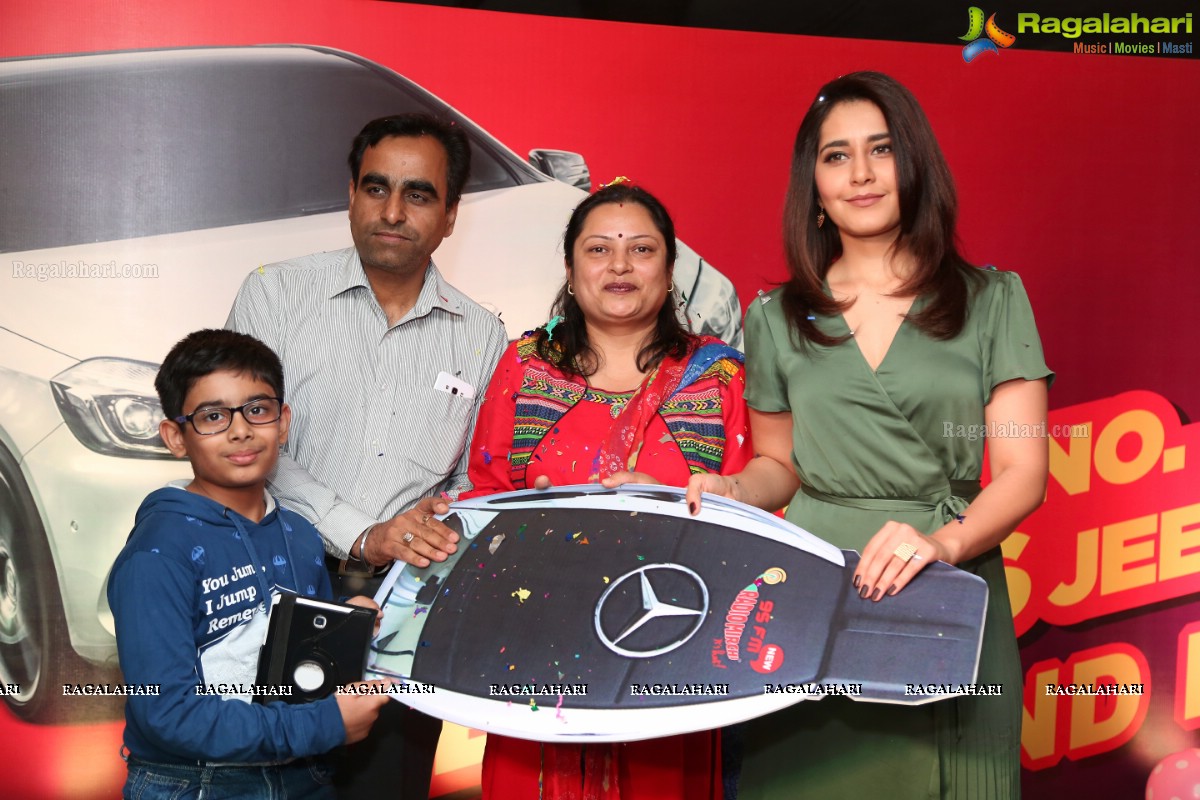 Mirchi 95 Suno Mercedes Jeeto Contest at Radio Mirchi, Begumpet