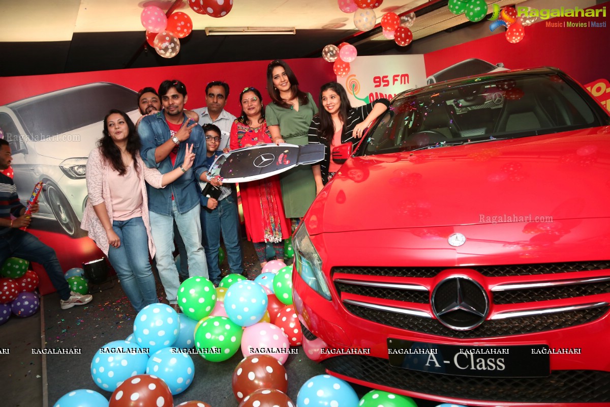 Mirchi 95 Suno Mercedes Jeeto Contest at Radio Mirchi, Begumpet