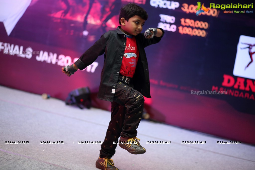 The Biggest Event MJ - Dance Competition at City Center Mall, Hyderabad