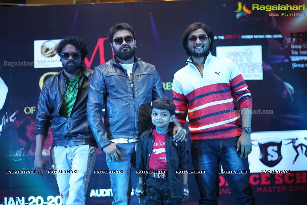 The Biggest Event MJ - Dance Competition at City Center Mall, Hyderabad