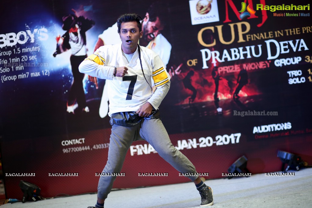 The Biggest Event MJ - Dance Competition at City Center Mall, Hyderabad