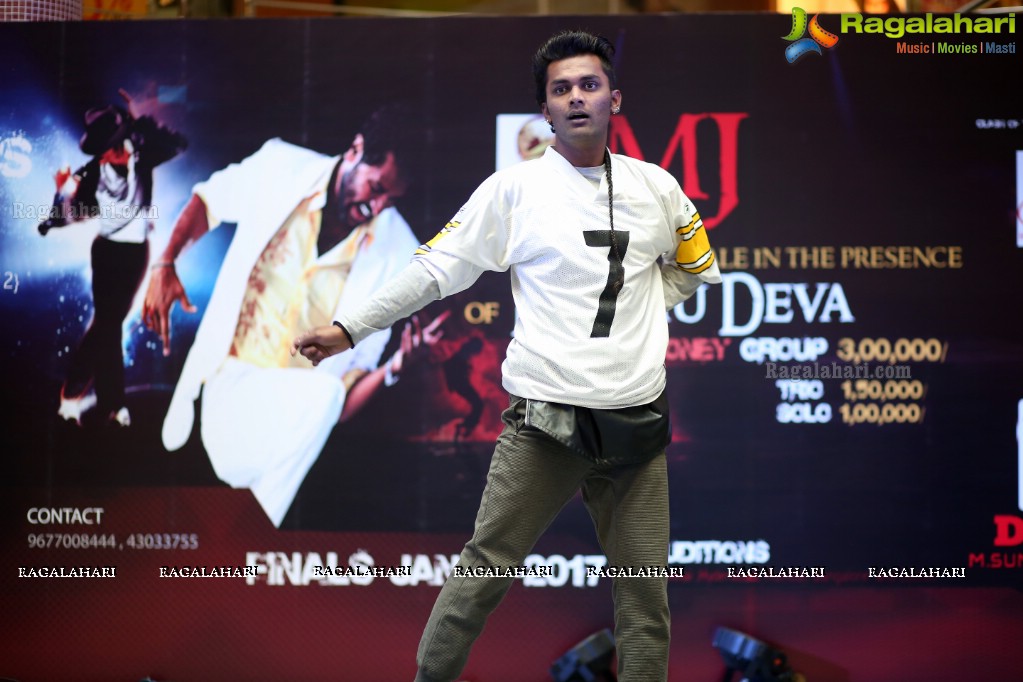 The Biggest Event MJ - Dance Competition at City Center Mall, Hyderabad