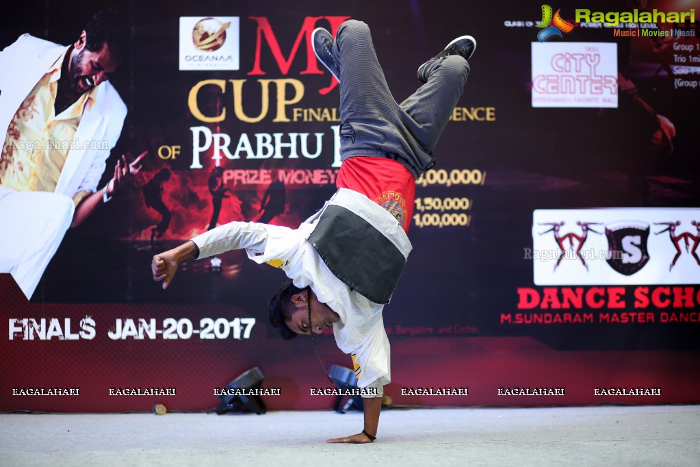 The Biggest Event MJ - Dance Competition at City Center Mall, Hyderabad