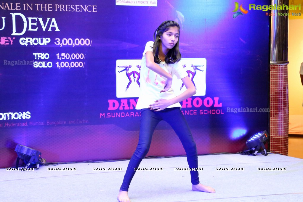 The Biggest Event MJ - Dance Competition at City Center Mall, Hyderabad