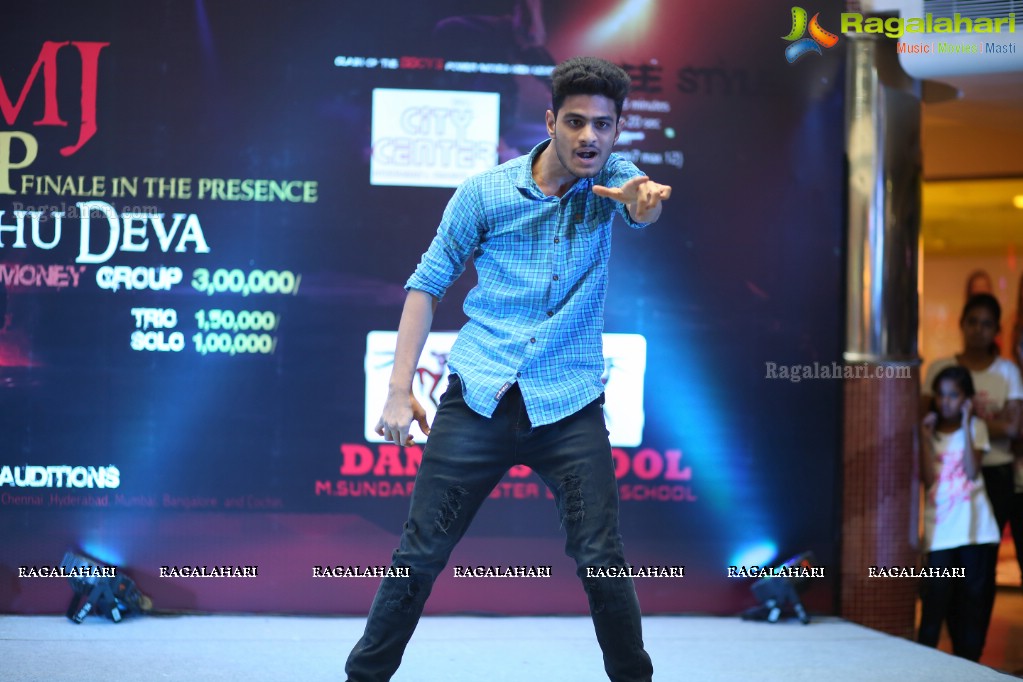 The Biggest Event MJ - Dance Competition at City Center Mall, Hyderabad