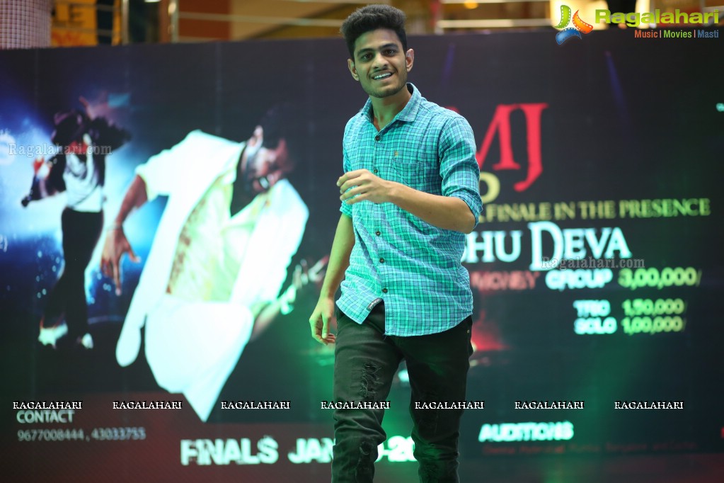 The Biggest Event MJ - Dance Competition at City Center Mall, Hyderabad