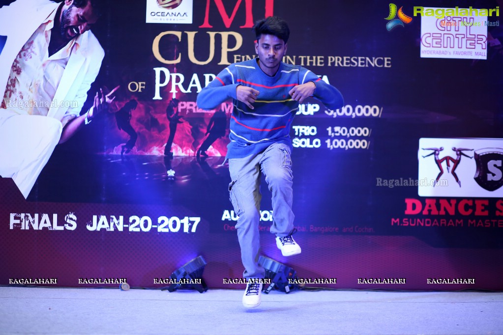 The Biggest Event MJ - Dance Competition at City Center Mall, Hyderabad