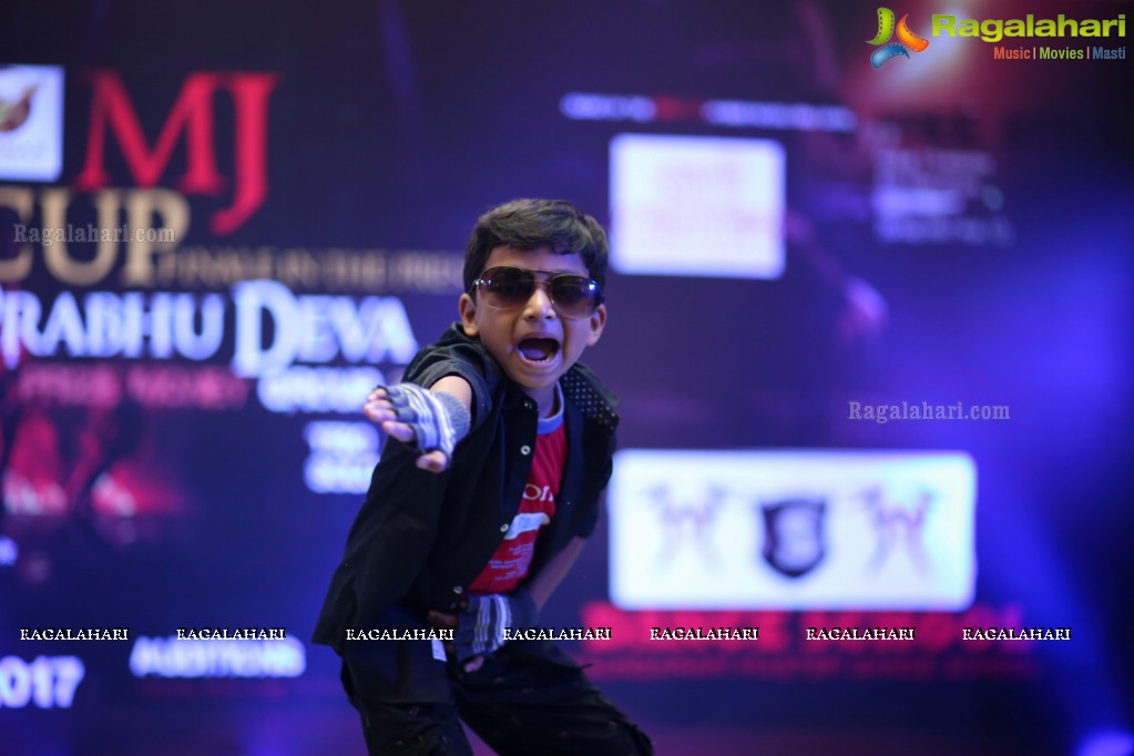 The Biggest Event MJ - Dance Competition at City Center Mall, Hyderabad