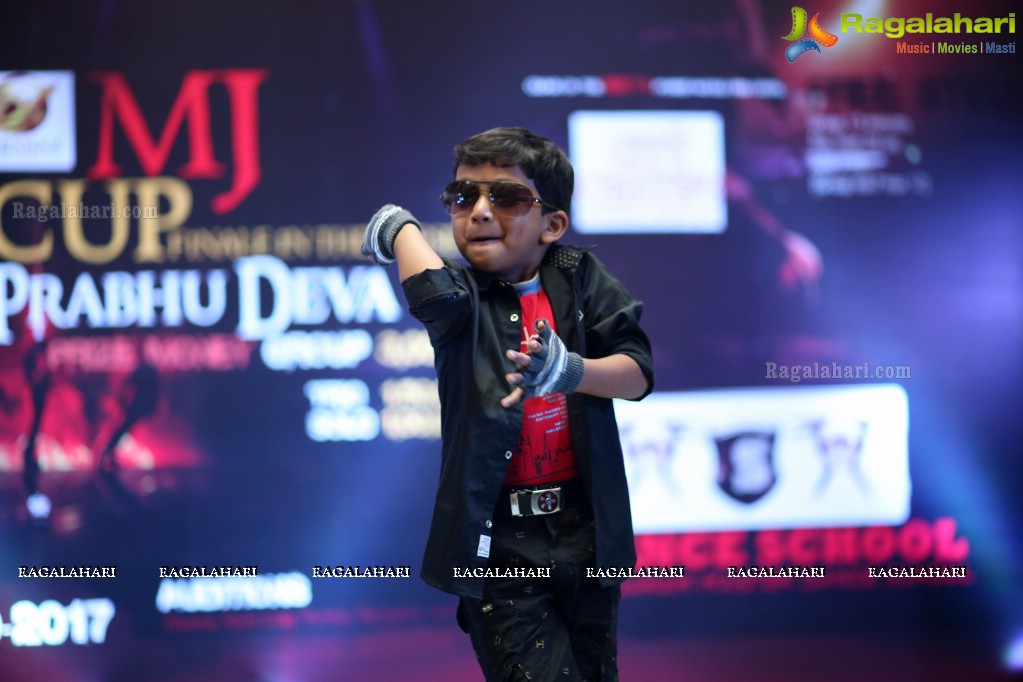 The Biggest Event MJ - Dance Competition at City Center Mall, Hyderabad