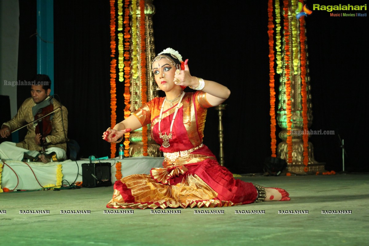 Bharatnatyam Arangetram of Nisha Durr at Keys High School, Hyderabad