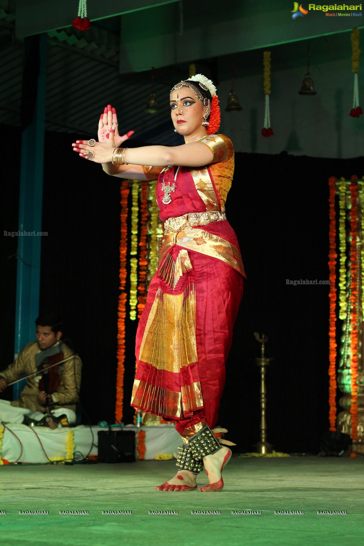 Bharatnatyam Arangetram of Nisha Durr at Keys High School, Hyderabad