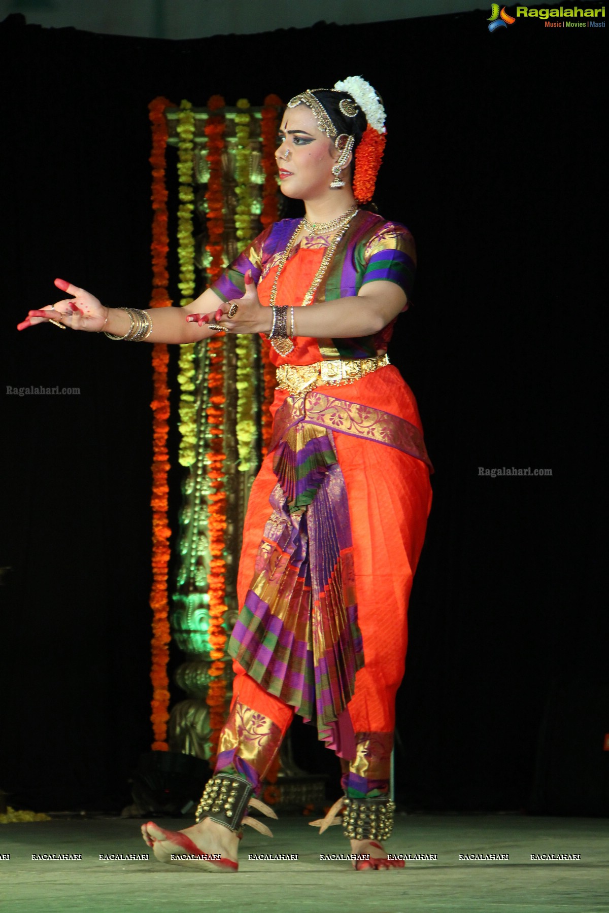 Bharatnatyam Arangetram of Nisha Durr at Keys High School, Hyderabad