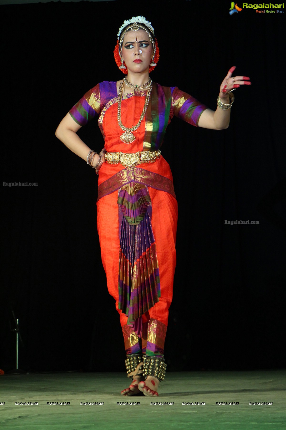 Bharatnatyam Arangetram of Nisha Durr at Keys High School, Hyderabad