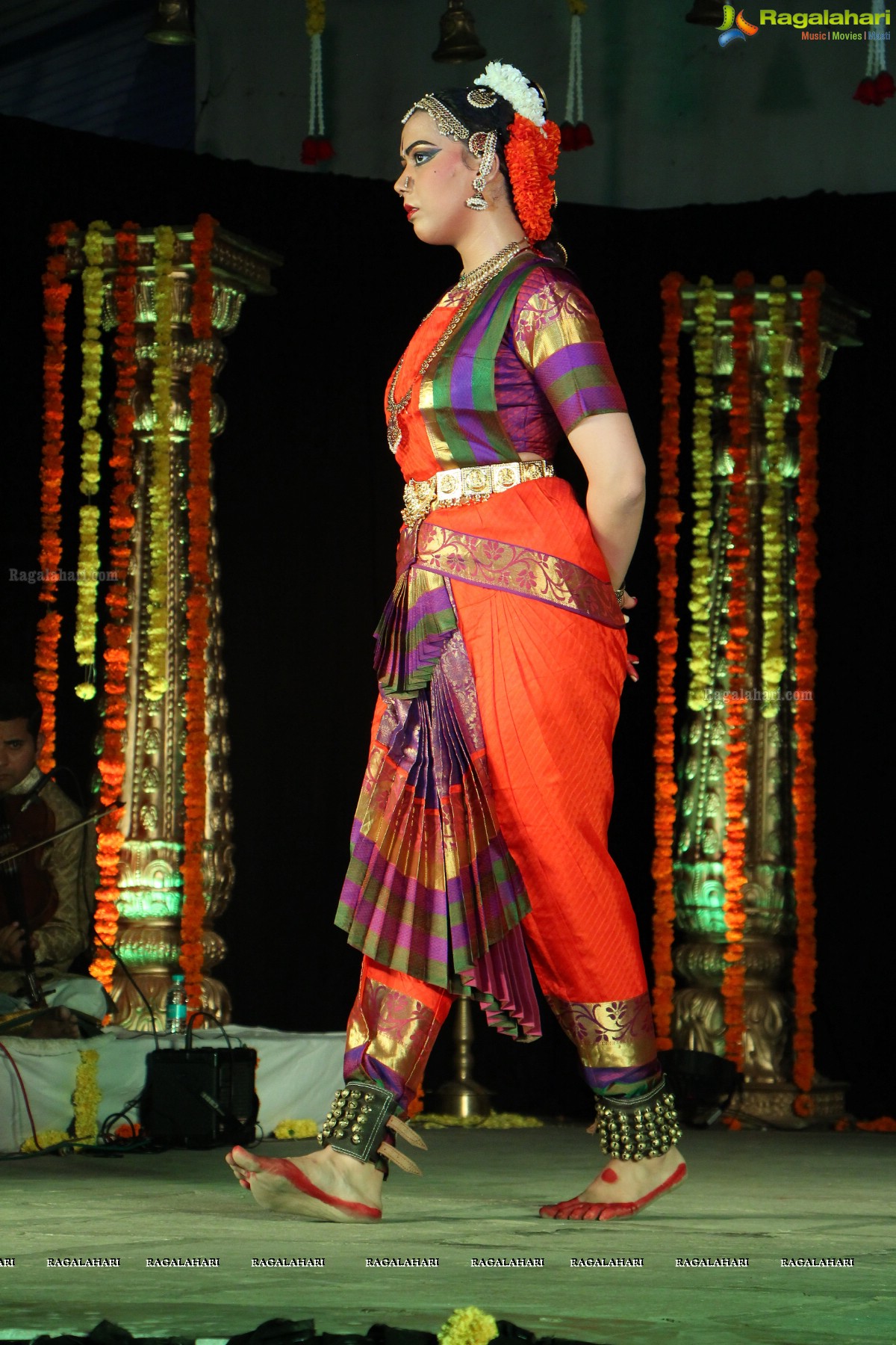 Bharatnatyam Arangetram of Nisha Durr at Keys High School, Hyderabad