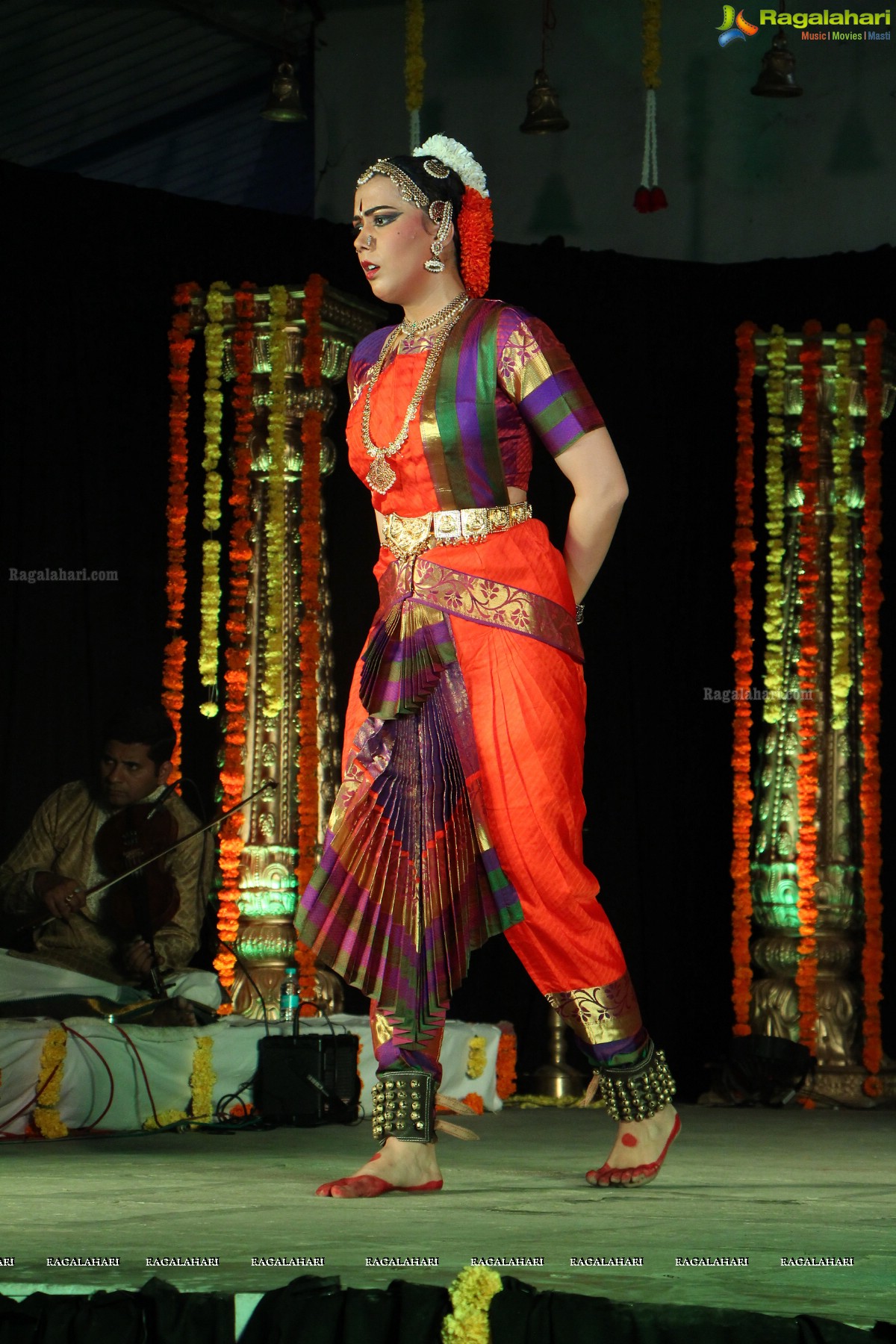 Bharatnatyam Arangetram of Nisha Durr at Keys High School, Hyderabad