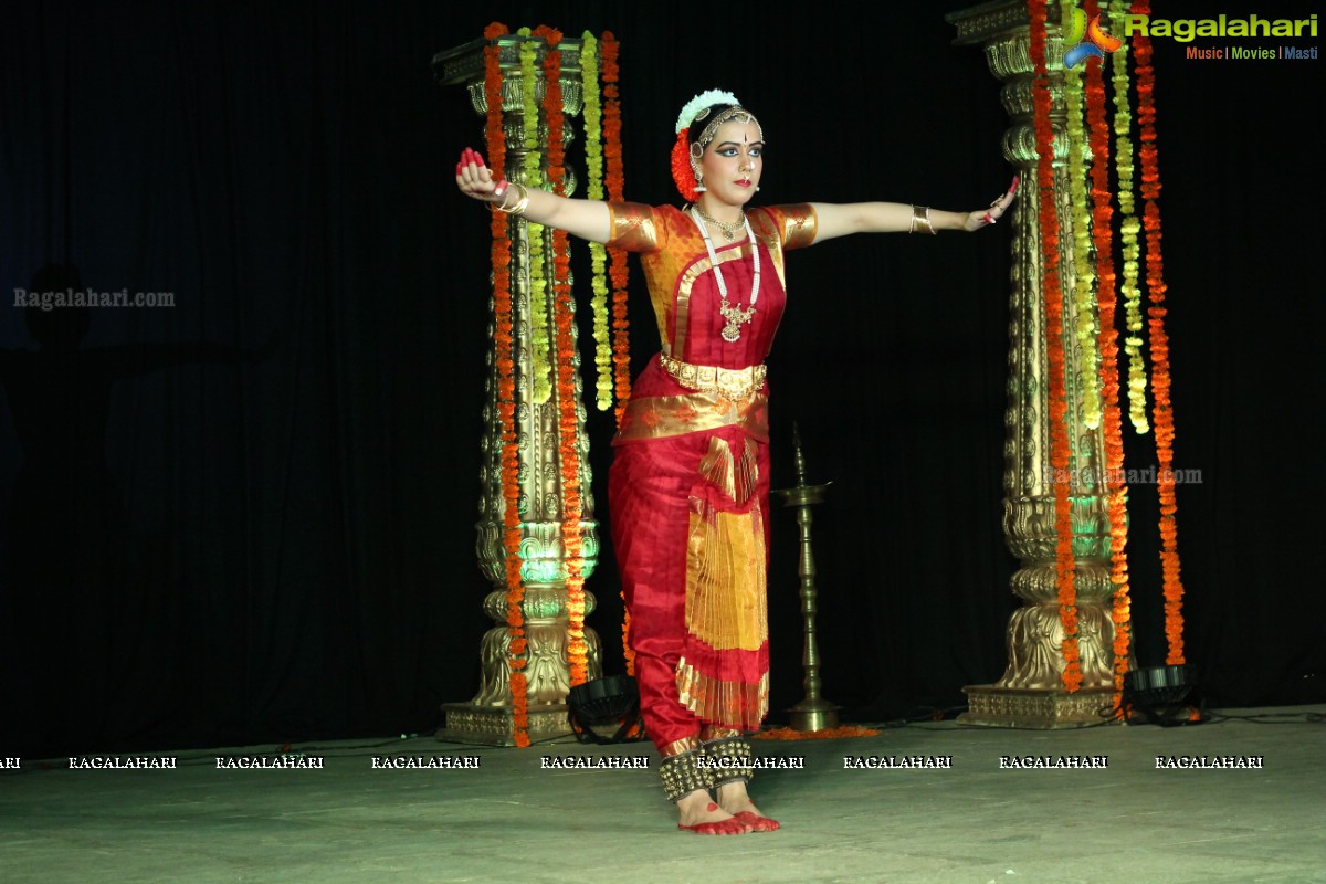 Bharatnatyam Arangetram of Nisha Durr at Keys High School, Hyderabad