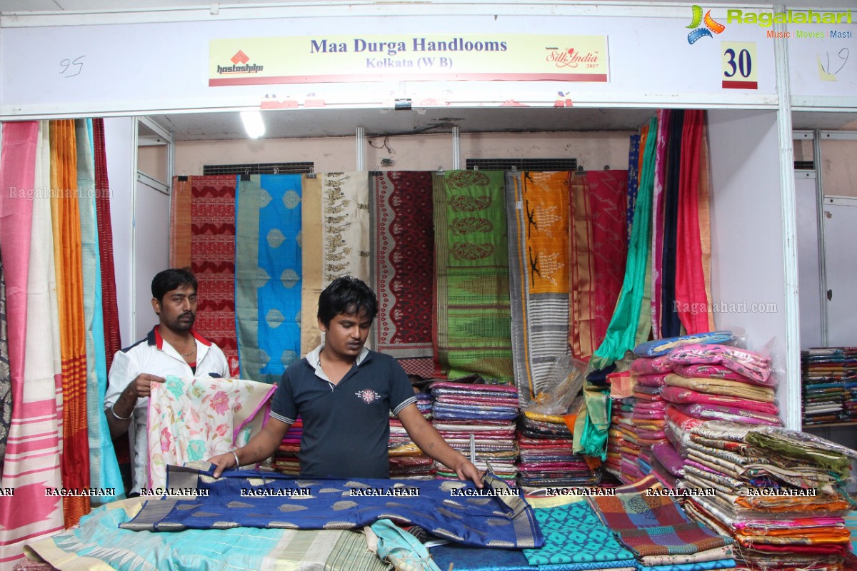 Poorni Inaugurates Silk India Expo 2017 at Sri Satya Sai Nigamagamam, Srinagar Colony, Hyderabad