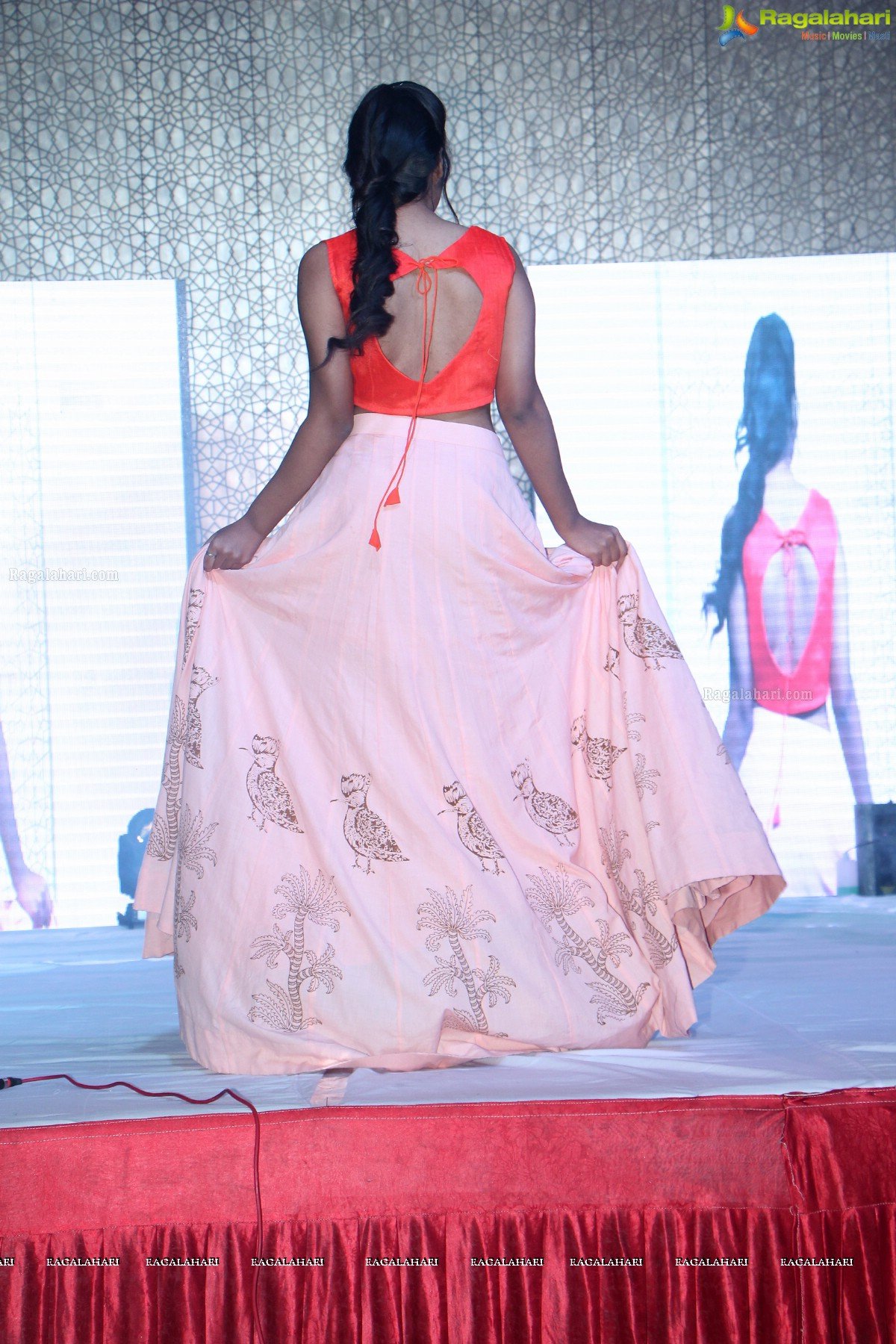 Fashion Show by Pitambari at Hotel Trident