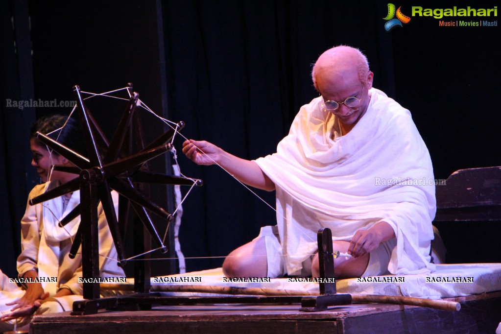 Yugpurush - Mahatma Na Mahatma - Gujarati Play at Ravindra Bharati, Hyderabad