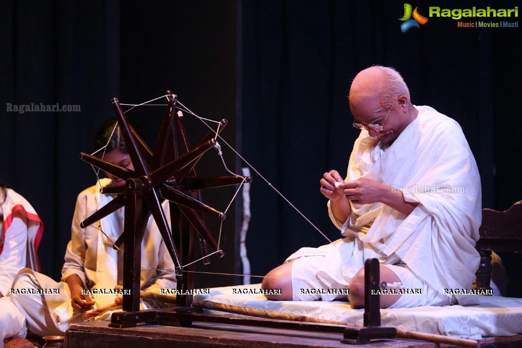 Yugpurush - Mahatma Na Mahatma - Gujarati Play at Ravindra Bharati, Hyderabad