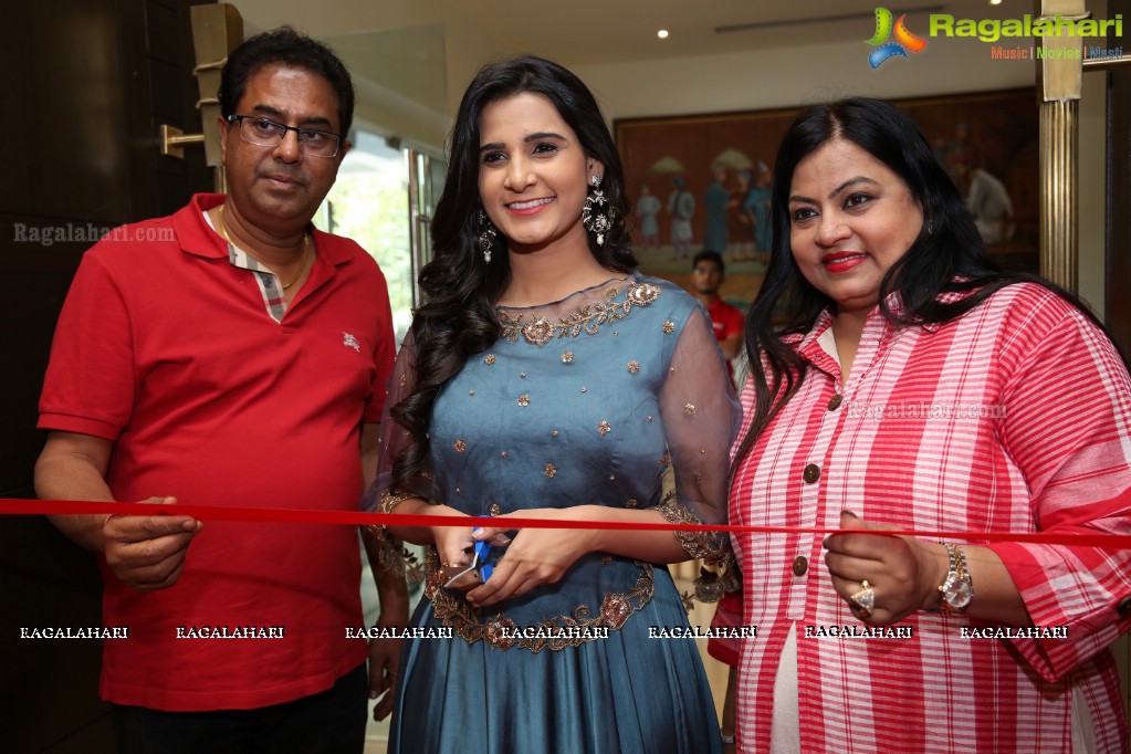 Pravallika Reddy inaugurates Akritti Elite Exhibition and Sale (Jan 16-17)