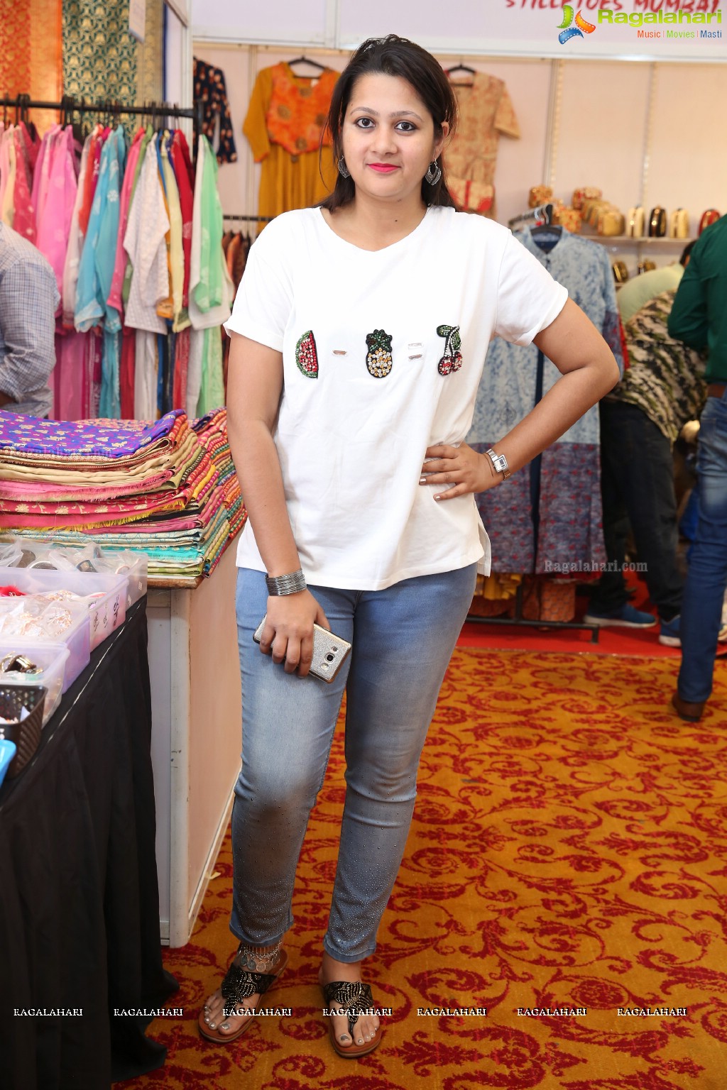 Pravallika Reddy inaugurates Akritti Elite Exhibition and Sale (Jan 16-17)