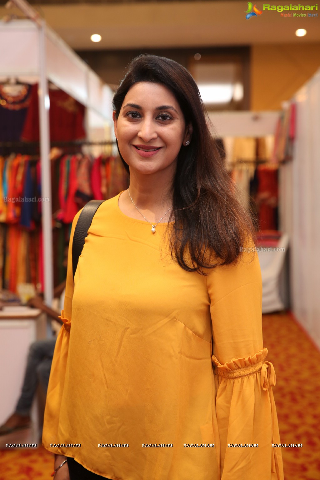 Pravallika Reddy inaugurates Akritti Elite Exhibition and Sale (Jan 16-17)