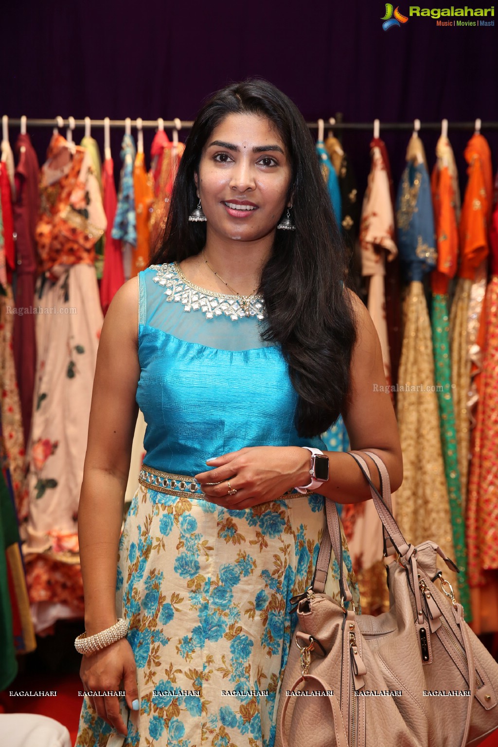 Pravallika Reddy inaugurates Akritti Elite Exhibition and Sale (Jan 16-17)