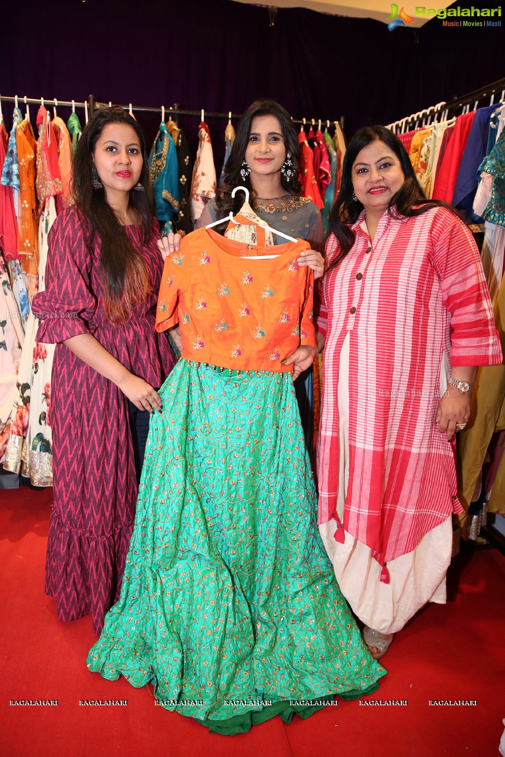 Pravallika Reddy inaugurates Akritti Elite Exhibition and Sale (Jan 16-17)