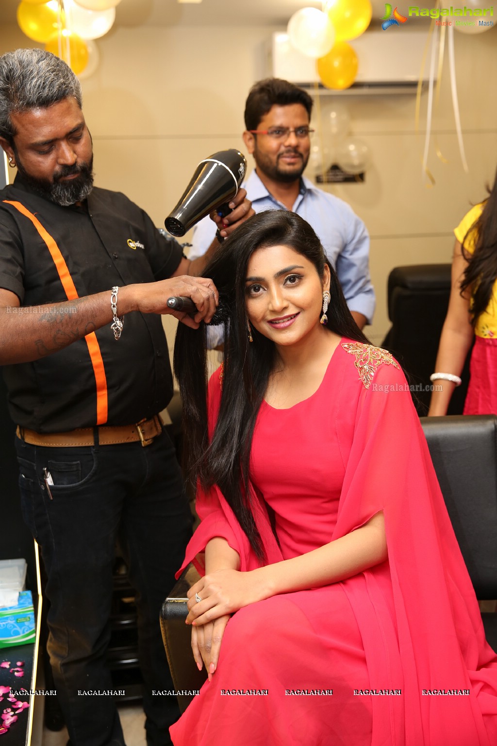 Avantika Mishra launches Be You Family Salon and Dental Studio at LB Nagar