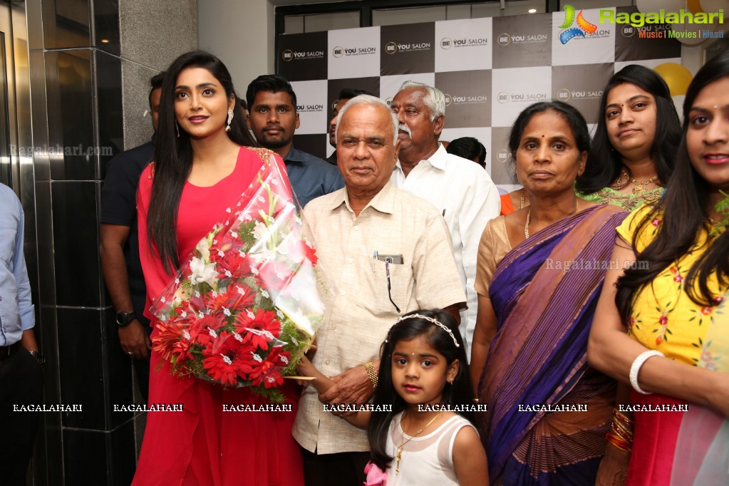 Avantika Mishra launches Be You Family Salon and Dental Studio at LB Nagar