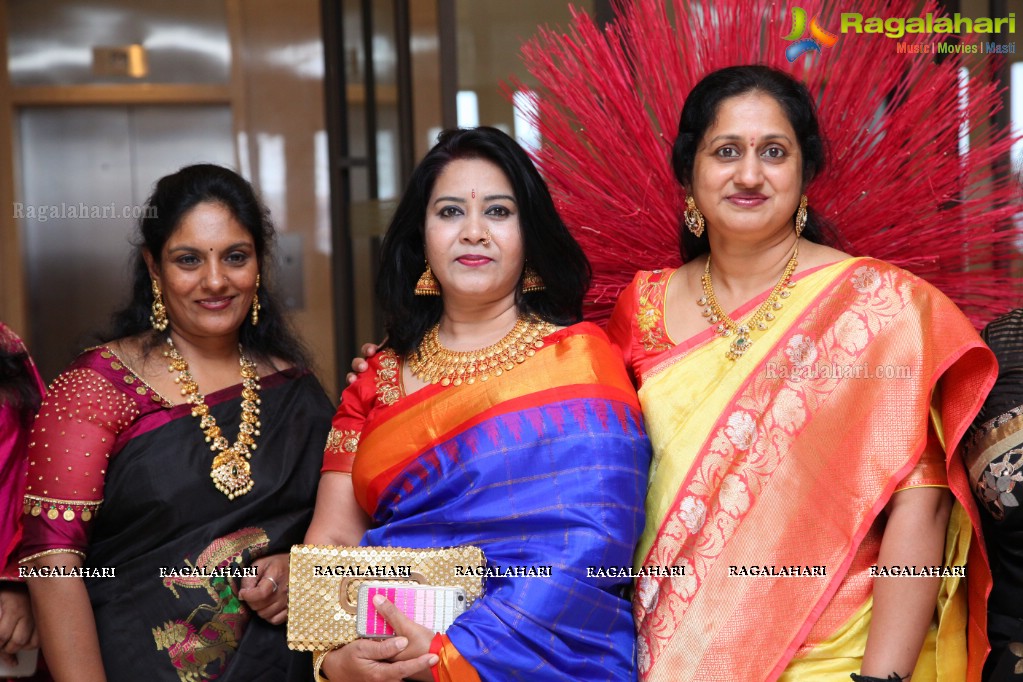 Grand Tambola by Divinos Ladies Club at Hotel Trident