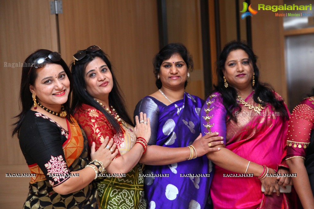 Grand Tambola by Divinos Ladies Club at Hotel Trident