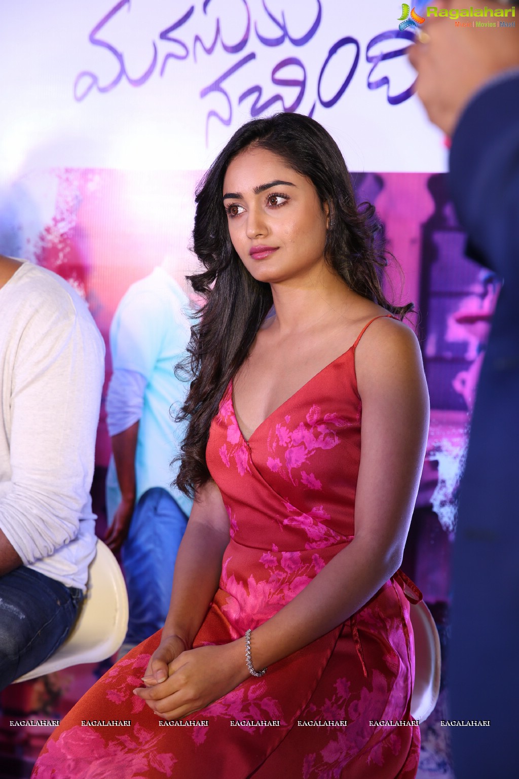 Manasuku Nachindi Press Meet at Mantra Mall, Attapur, Hyderabad