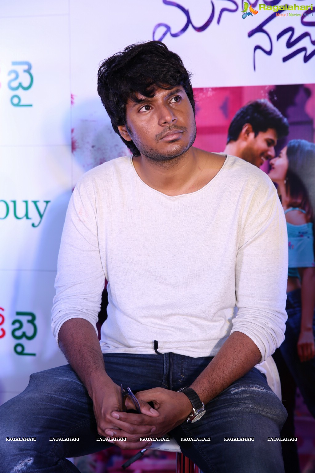 Manasuku Nachindi Press Meet at Mantra Mall, Attapur, Hyderabad