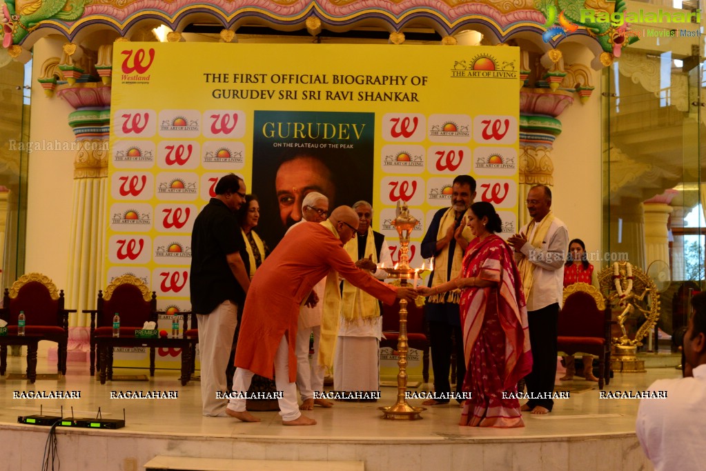 A Book On Biography Of Gurudev Sri Sri Ravi Shankar Launched