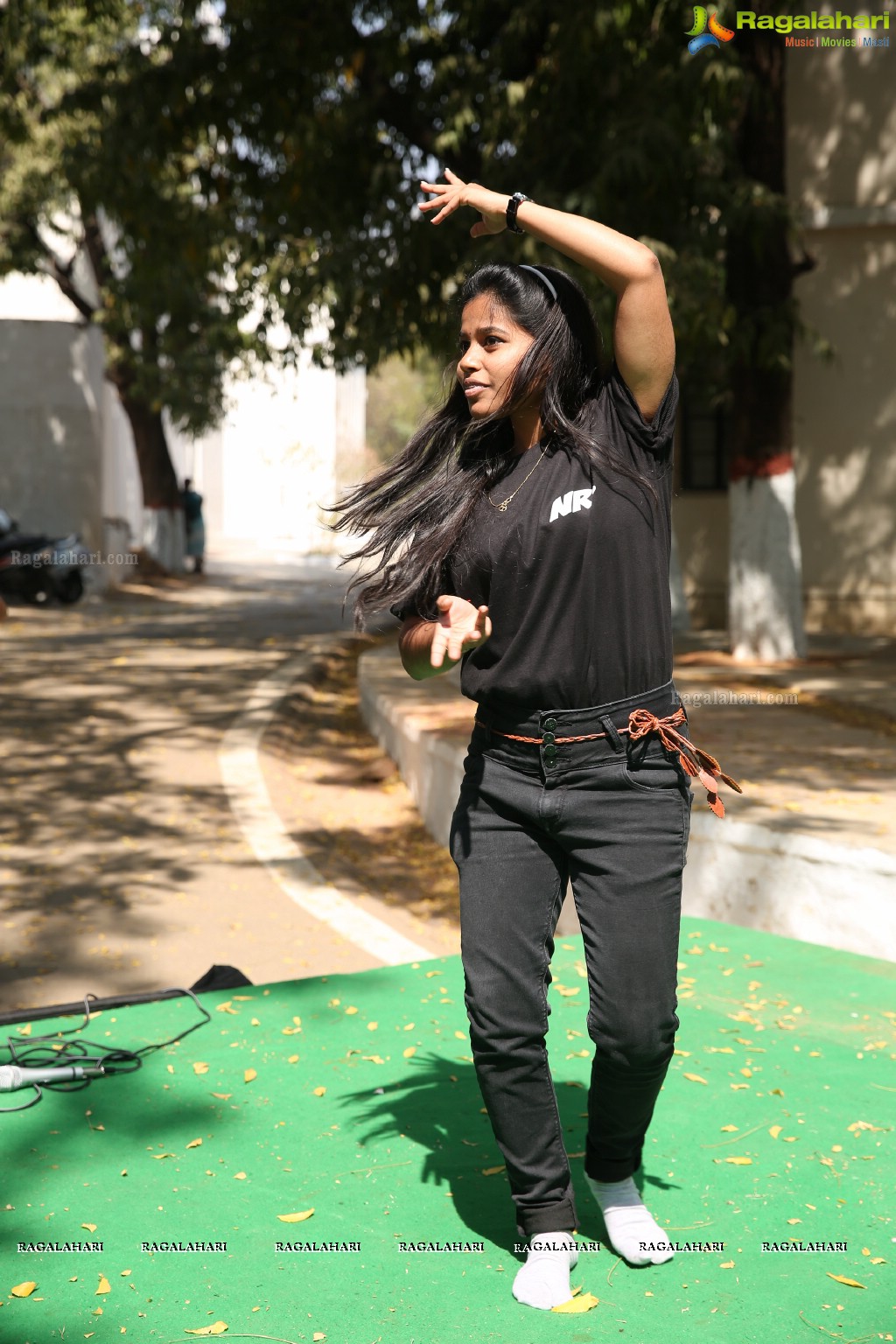 Hyderabad Literary Fest 2018 (Day 1) at The Hyderabad Public School, Begumpet