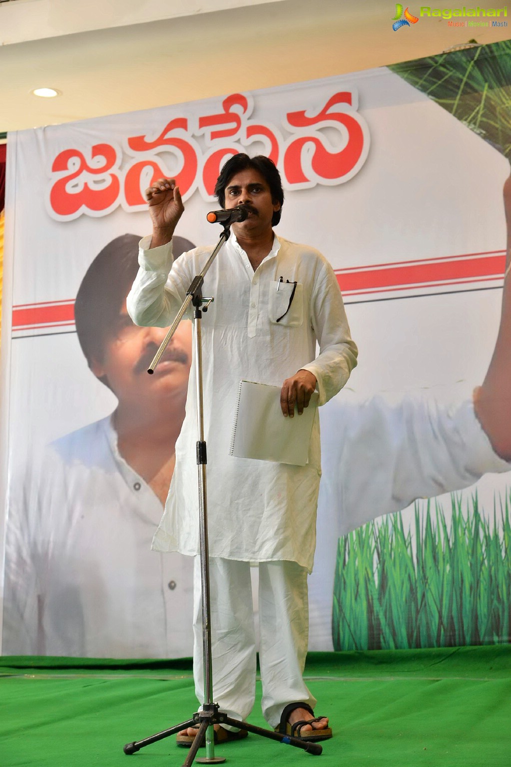 Pawan Kalyan Interaction with Farmers at Ananthapuram