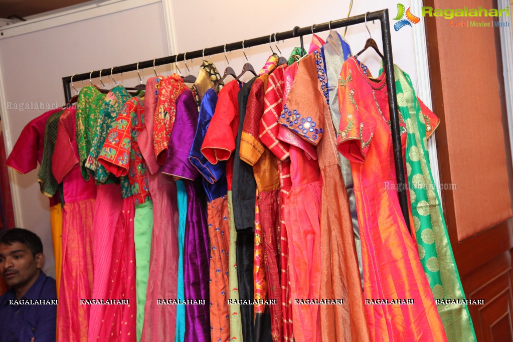 Srishti Vyakaranam launches Khwaaish Designer Lifestyle Exhibition at Taj Krishna