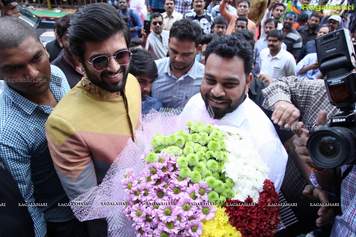 Vijay Deverakonda and Anu Emmanuel launches KLM Fashion Mall, Dilsukhnagar, Hyderabad