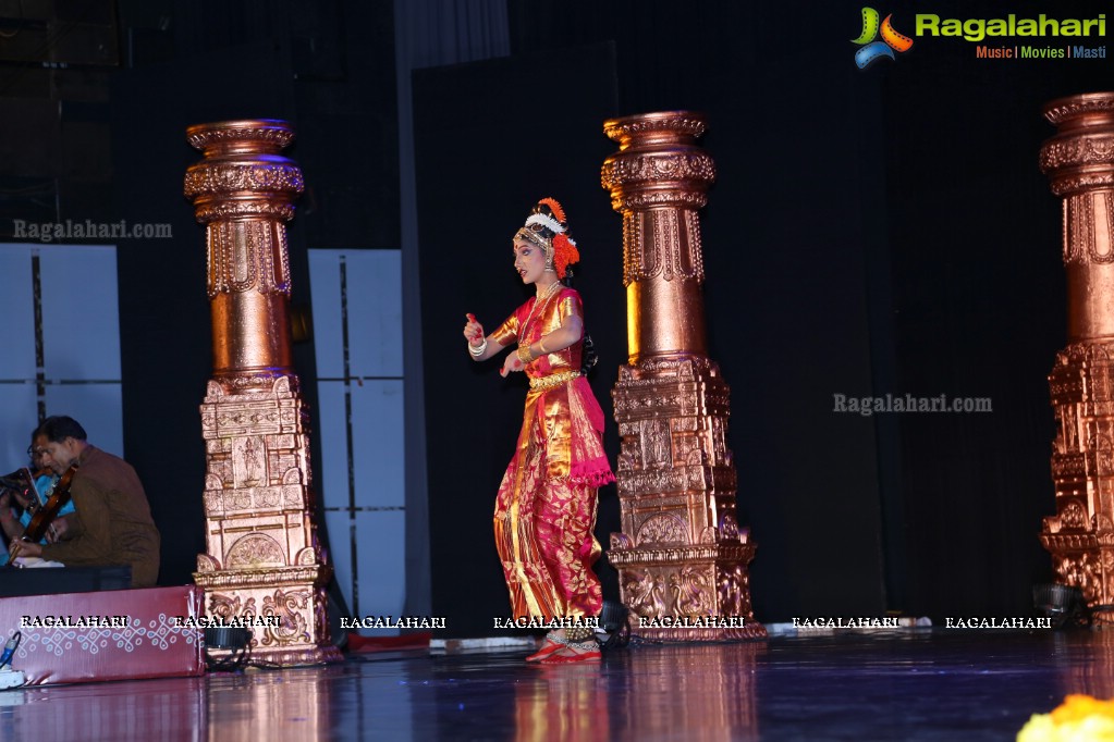 Kuchipudi Rangapravesam by Keerthi and Sruthi at Shilpa Kala Vedika, Hyderabad