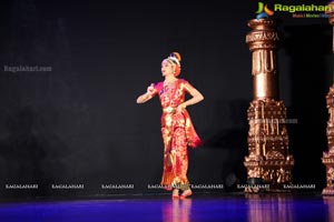 Kuchipudi Rangapravesam by Keerthi and Sruthi 